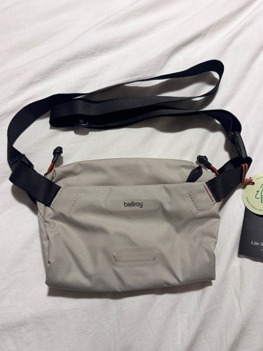 Bellroy- EDC Lite Sling Mini 4 Liters in Chalk with Black Strap
